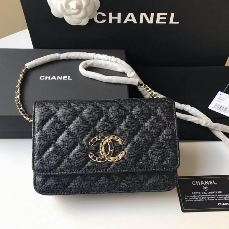 Chanel Handbags 552